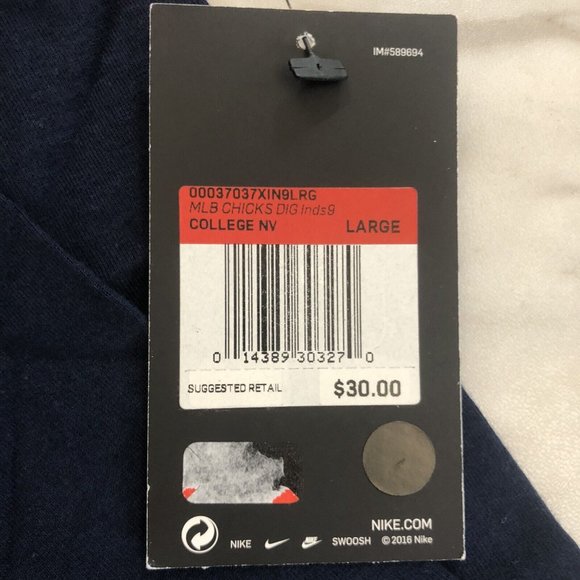 Nike Cleveland Indians/Guardians MLB 'Chicks Dig The Long Ball' T-Shirt Size L - Picture 4 of 5